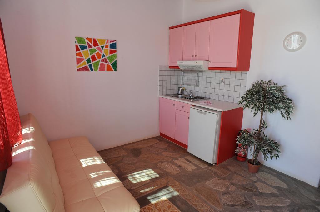 Appartement Drosoulites à Agios Ioannis  Extérieur photo